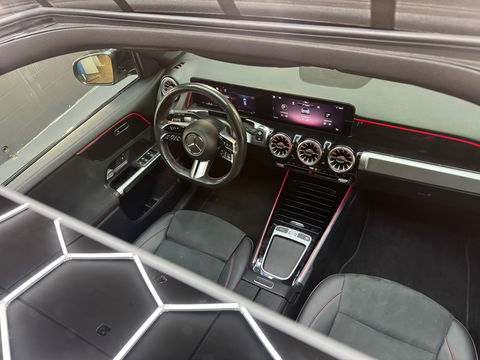 Mercedes-Benz GLB 200 AMG 7p Pano|Sfeer|Trekhaak|Night|GLB35