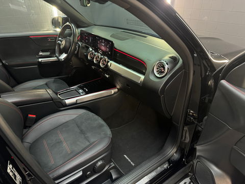 Mercedes-Benz GLB 200 AMG 7p Pano|Sfeer|Trekhaak|Night|GLB35