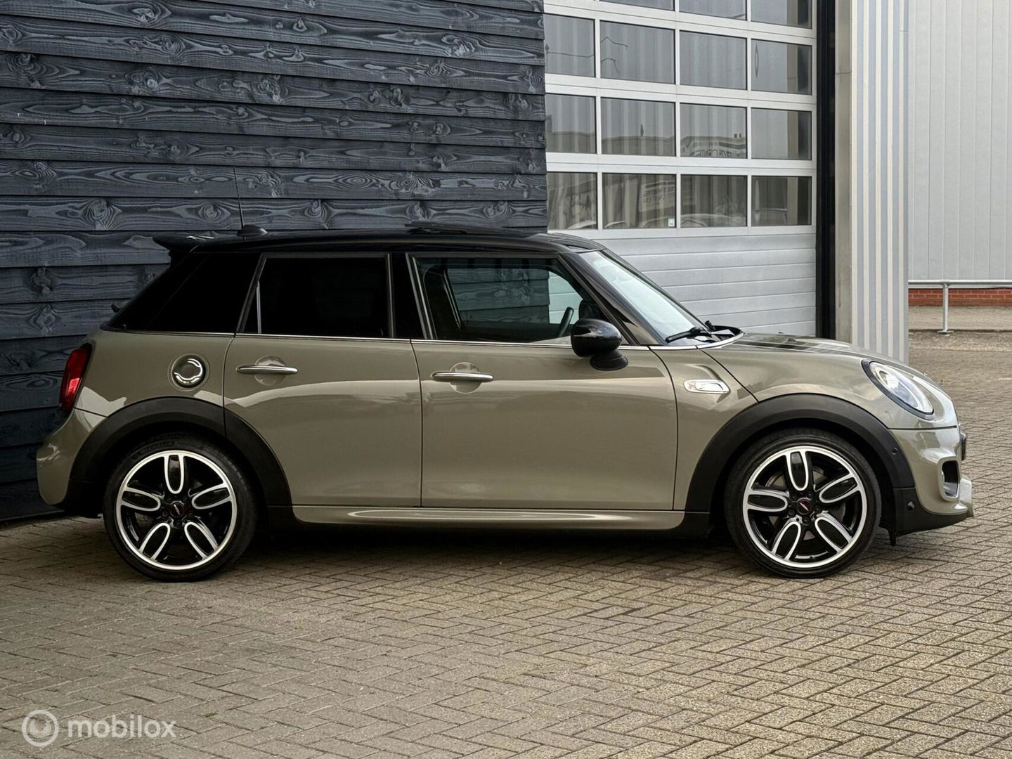 MINI Cooper S Mini 2.0 Chili | JCW pakket | Pano | Emerald Grey