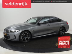 BMW 3-serie 320e M Sport | Trekhaak | Stoelverwarming | Camera | Leder/Alcantara | Stuurverwarming | Carplay | Live Cockpit Plus | Adaptief LED | Sportstoelen | Cruise control | PHEV | Plug In