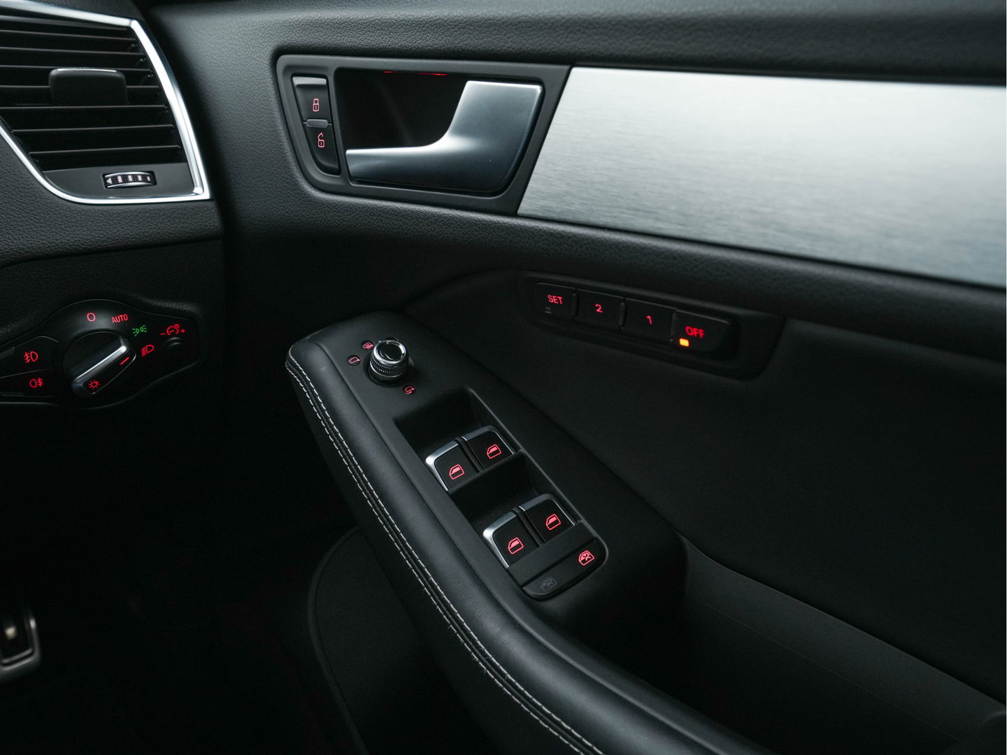 Audi SQ5 3.0 TDI S-Line Quattro (RHD) Aut* LUXURY-LEATHER | BI-XENON | NAVI-FULLMAP | MEMORY-PACK | HEATED-SPORTSEATS  | DAB | SHIFT-PADDLES | ADAPTIV CRUISE | PRIVACY-GLASS | PDC |  20''ALU*