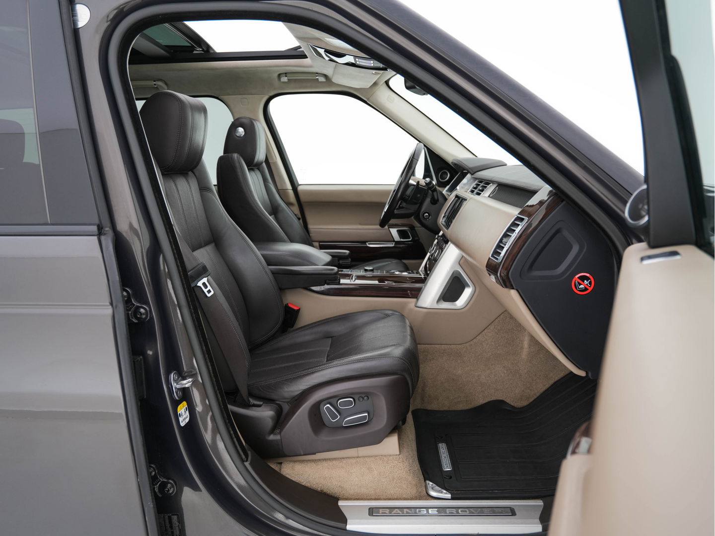 Land Rover Range Rover 4.4 SDV8 Vogue AWD Aut. *PANO | DIGI-COCKPIT | MERIDIAN-AUDIO | SURROUND-VIEW | MEMORY-PACK |  KEYLESS | OXFORD-FULL-LEATHER | BI-XENON | NAVI-FULLMAP | ECC | PDC | CRUISE | COMFORT-SEATS | 21"ALU*