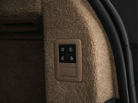 Land Rover Range Rover 4.4 SDV8 Vogue AWD Aut. *PANO | DIGI-COCKPIT | MERIDIAN-AUDIO | SURROUND-VIEW | MEMORY-PACK |  KEYLESS | OXFORD-FULL-LEATHER | BI-XENON | NAVI-FULLMAP | ECC | PDC | CRUISE | COMFORT-SEATS | 21"ALU*