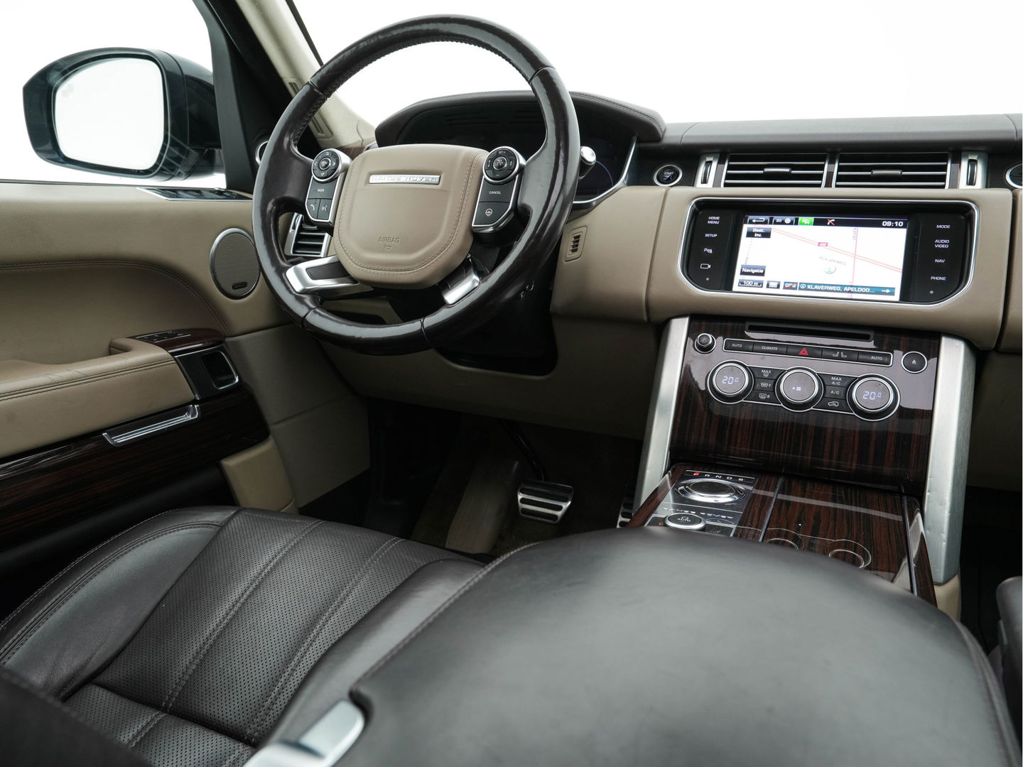 Land Rover Range Rover 4.4 SDV8 Vogue AWD Aut. *PANO | DIGI-COCKPIT | MERIDIAN-AUDIO | SURROUND-VIEW | MEMORY-PACK |  KEYLESS | OXFORD-FULL-LEATHER | BI-XENON | NAVI-FULLMAP | ECC | PDC | CRUISE | COMFORT-SEATS | 21"ALU*