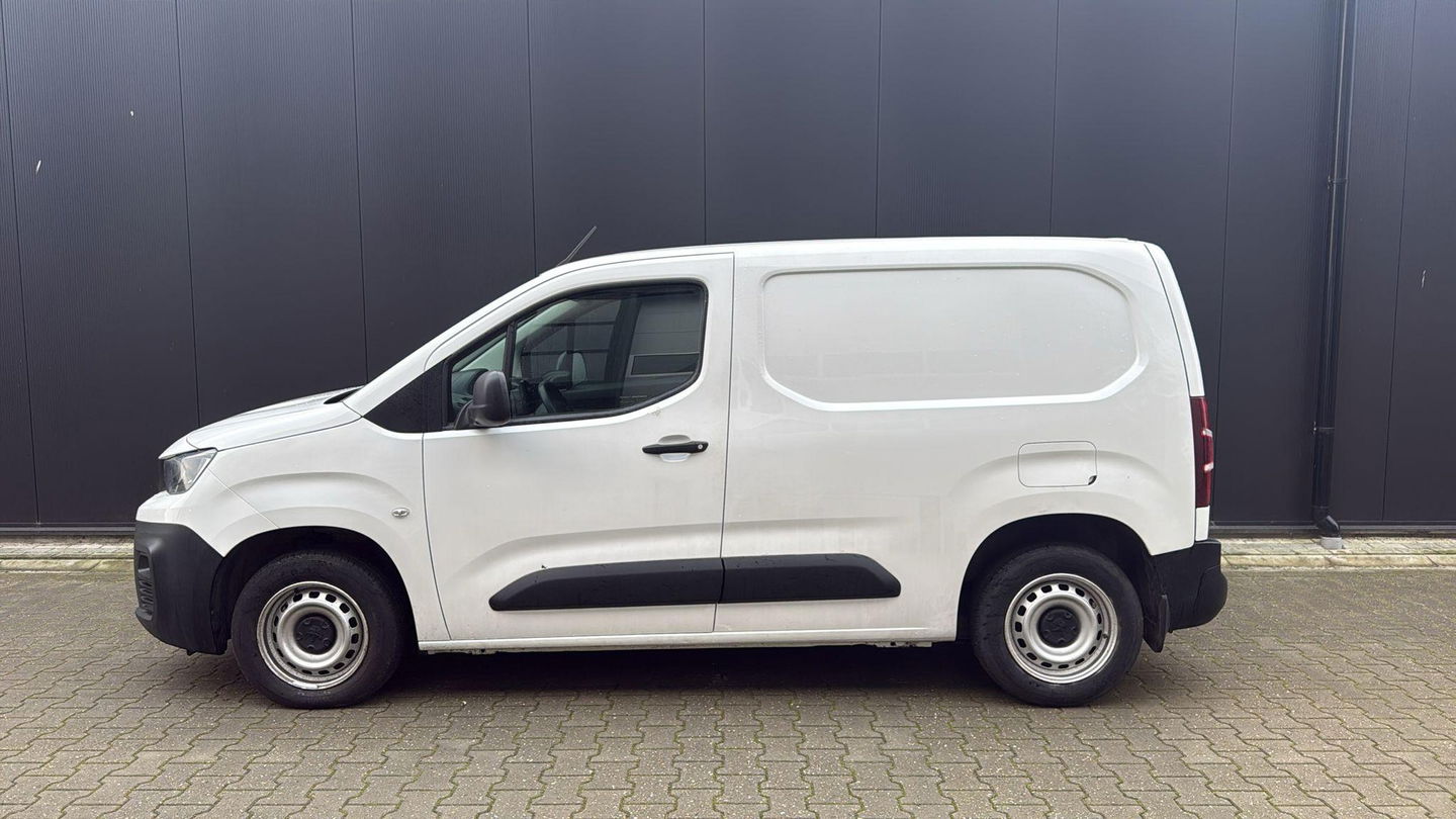 Peugeot Partner 1.2 Airco 3 Persoons Dealer onderhouden