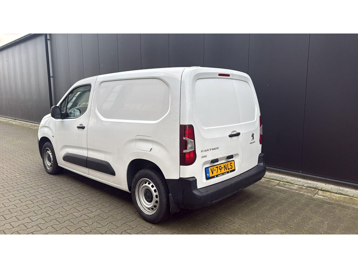 Peugeot Partner 1.2 Airco 3 Persoons Dealer onderhouden