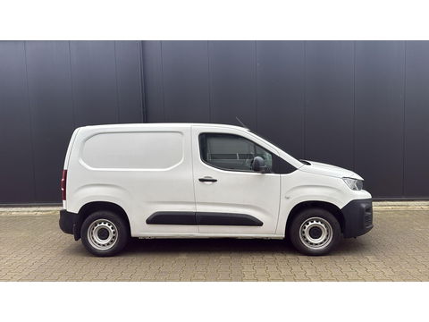 Peugeot Partner 1.2 Airco 3 Persoons Dealer onderhouden