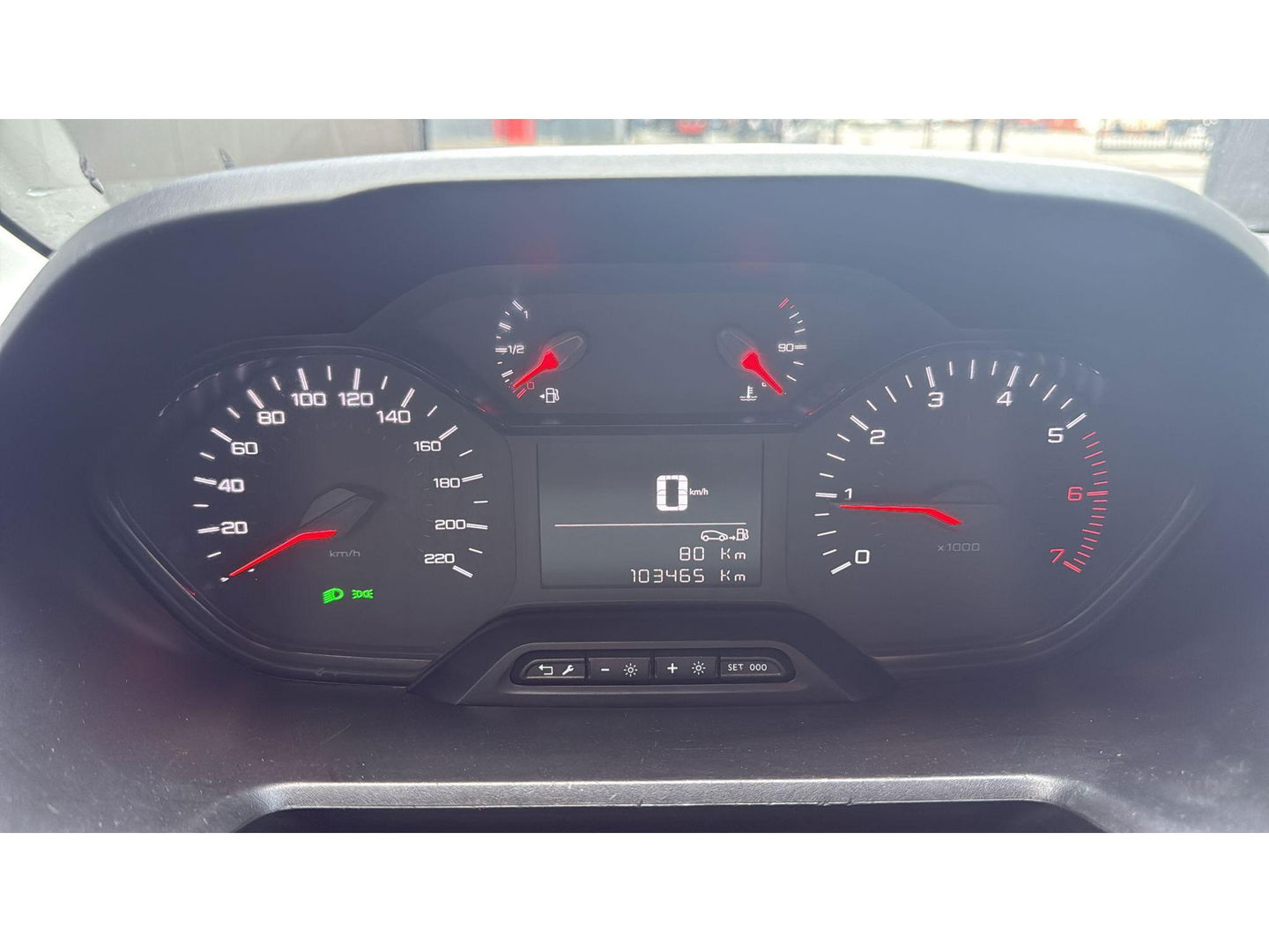 Peugeot Partner 1.2 Airco 3 Persoons Dealer onderhouden