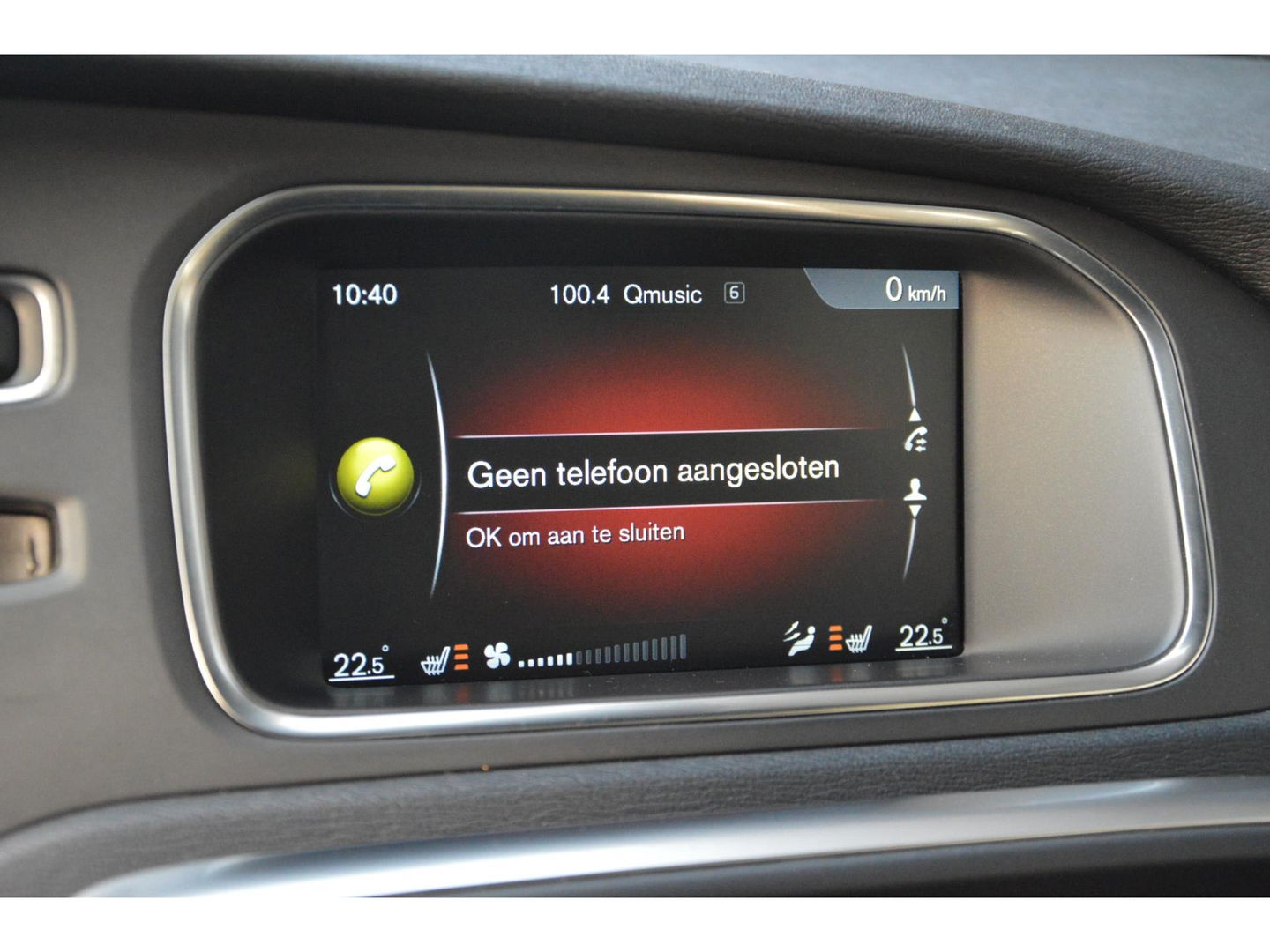 Volvo V40 2.0 D2 R-Design | Stoelverwarming | Parkeersensoren | Cruise Control | Bluetooth |