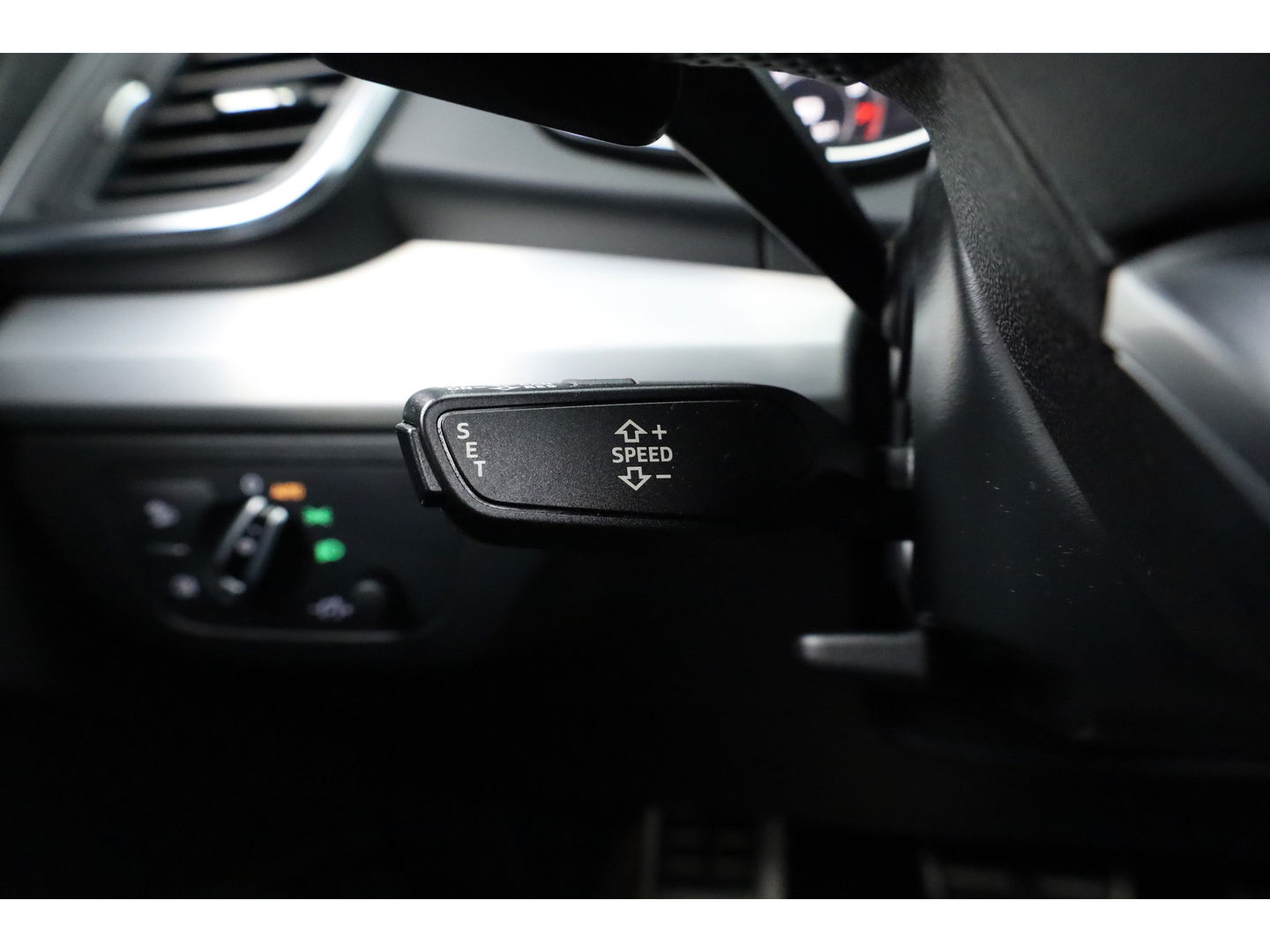 Audi Q5 2.0 TFSI quattro S-line | Pano | Trekhaak | Cruise | Stoelverw. | LED | 19''