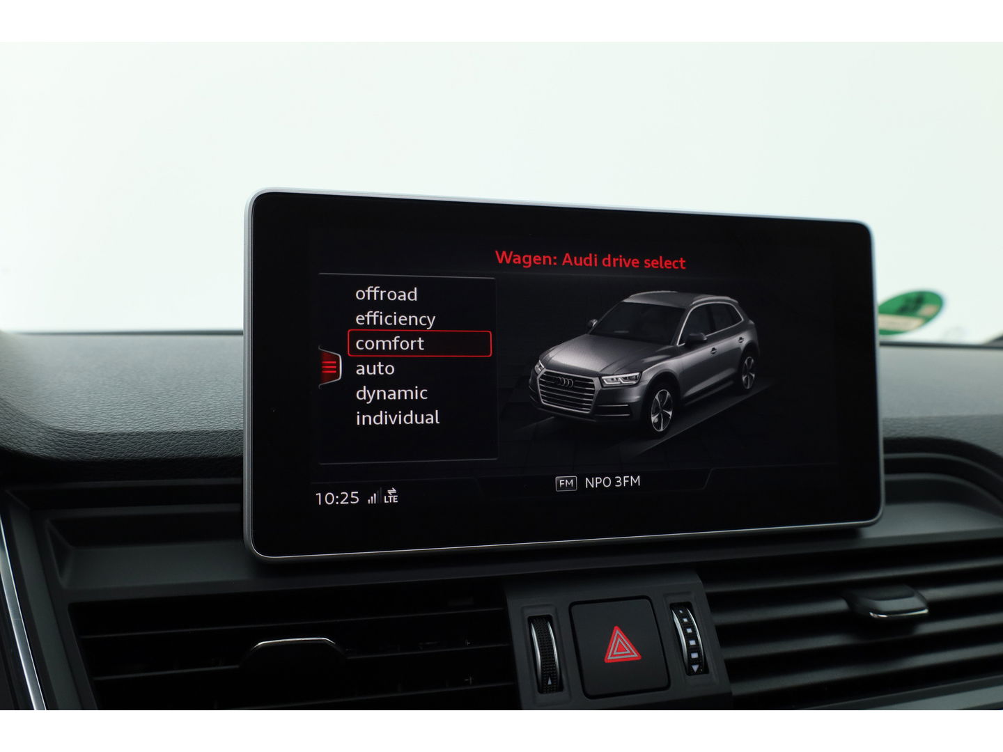 Audi Q5 2.0 TFSI quattro S-line | Pano | Trekhaak | Cruise | Stoelverw. | LED | 19''