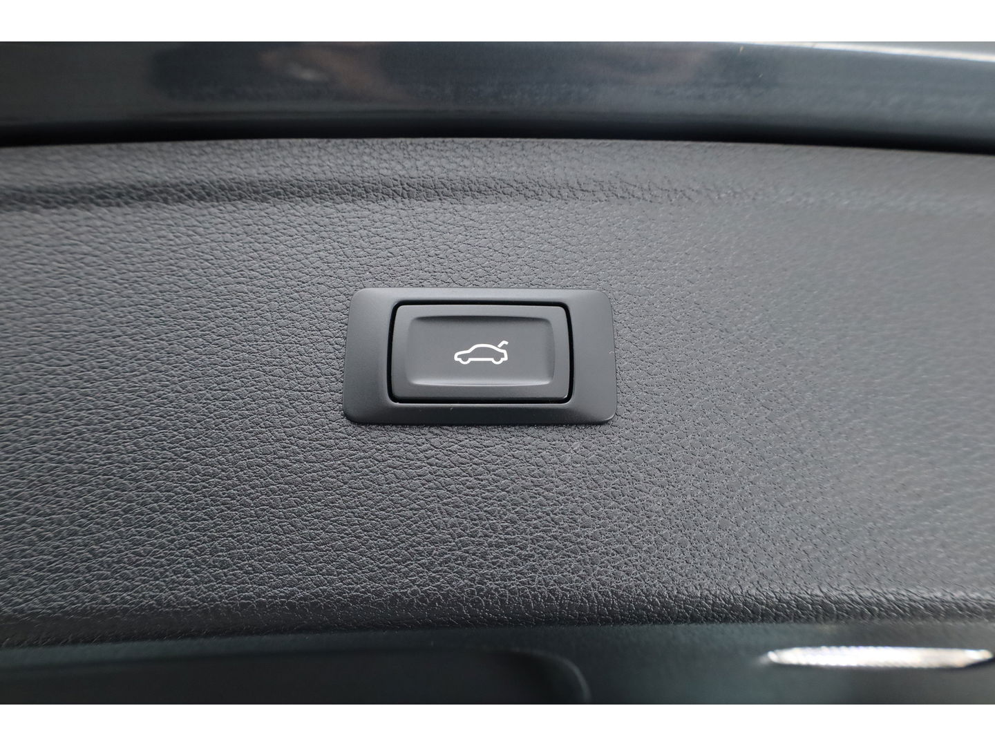 Audi Q5 2.0 TFSI quattro S-line | Pano | Trekhaak | Cruise | Stoelverw. | LED | 19''