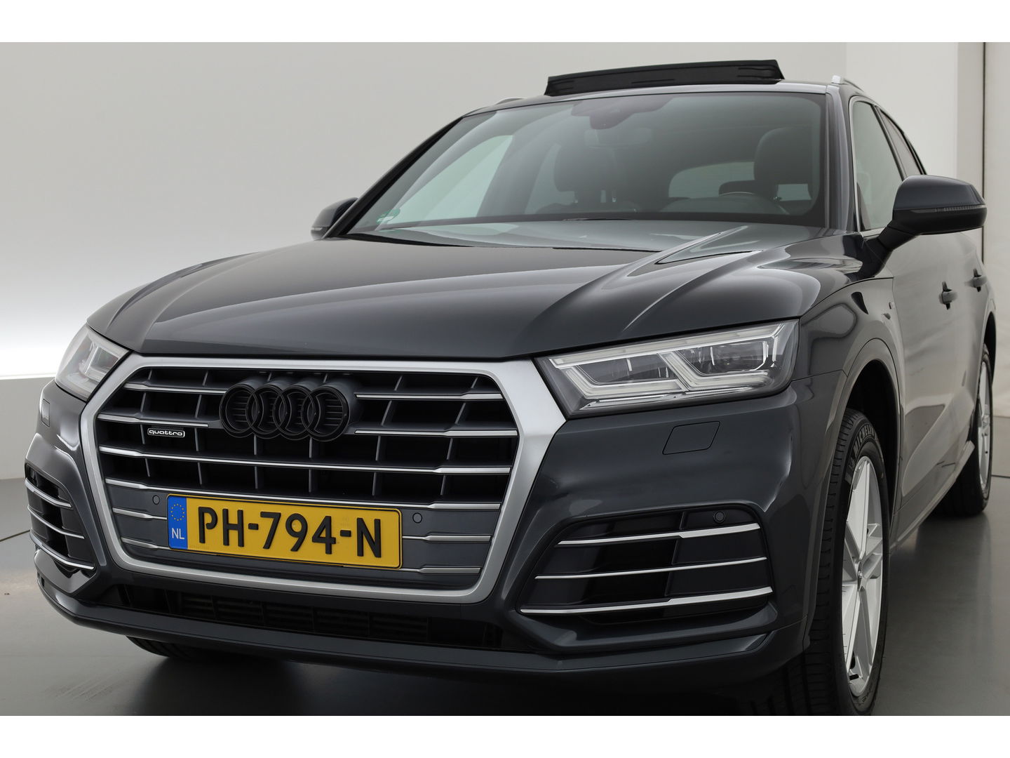 Audi Q5 2.0 TFSI quattro S-line | Pano | Trekhaak | Cruise | Stoelverw. | LED | 19''