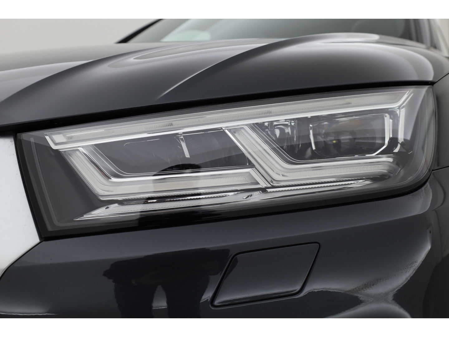 Audi Q5 2.0 TFSI quattro S-line | Pano | Trekhaak | Cruise | Stoelverw. | LED | 19''