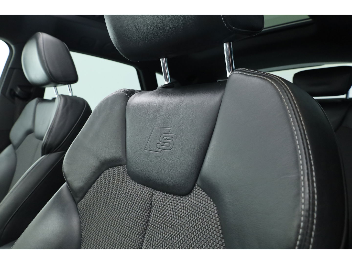 Audi Q5 2.0 TFSI quattro S-line | Pano | Trekhaak | Cruise | Stoelverw. | LED | 19''