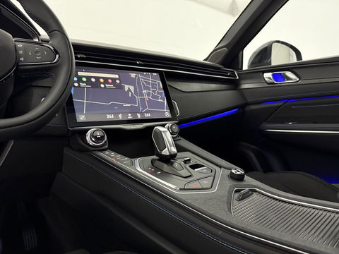 Lynk Co 01 1.5 Black Pack | SOH 95% | Adap. Cruise | Pano | Memory | Sfeerverl. | 360° | Virtual | Carplay