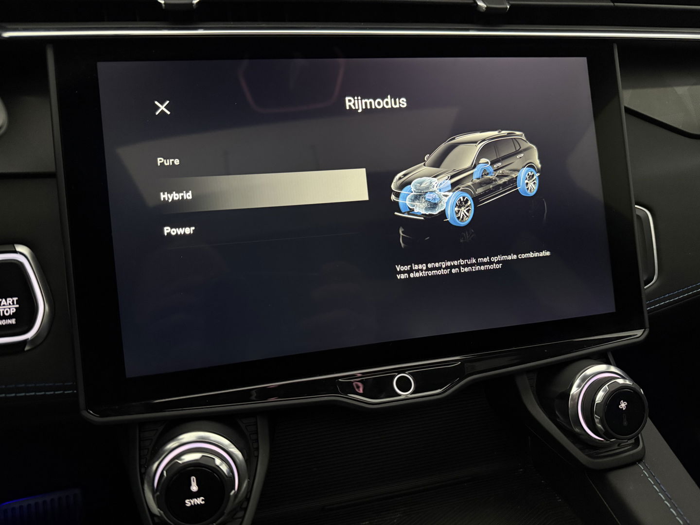 Lynk Co 01 1.5 Black Pack | SOH 95% | Adap. Cruise | Pano | Memory | Sfeerverl. | 360° | Virtual | Carplay