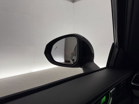 Lynk Co 01 1.5 Black Pack | SOH 95% | Adap. Cruise | Pano | Memory | Sfeerverl. | 360° | Virtual | Carplay