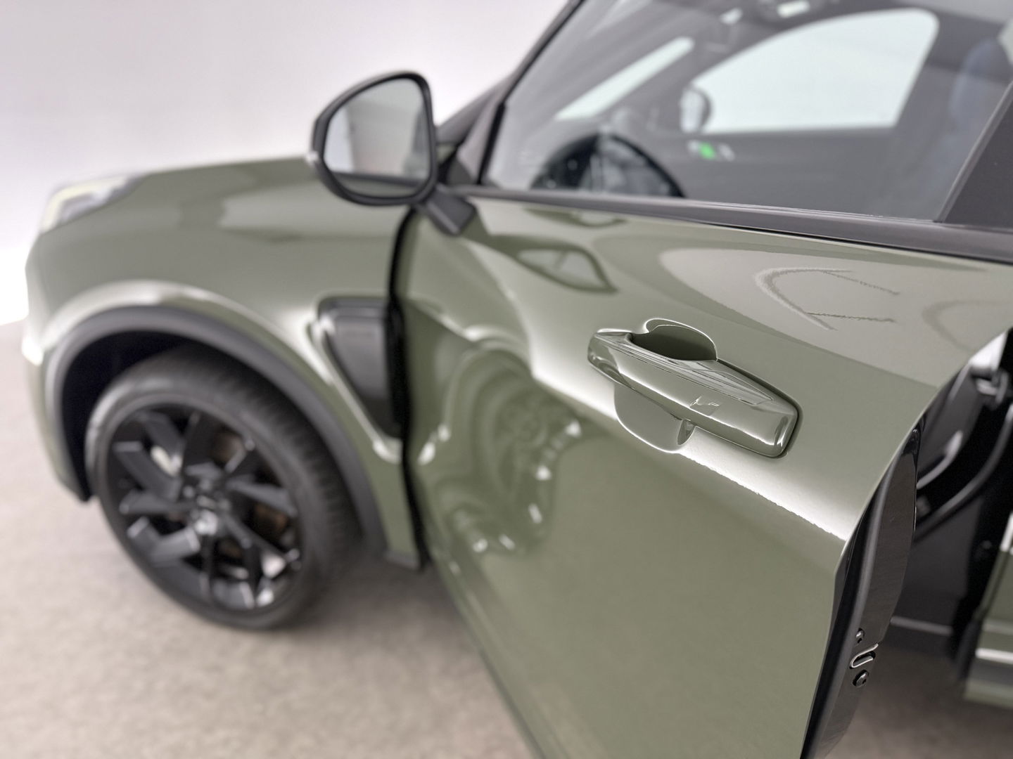 Lynk Co 01 1.5 Black Pack | SOH 95% | Adap. Cruise | Pano | Memory | Sfeerverl. | 360° | Virtual | Carplay