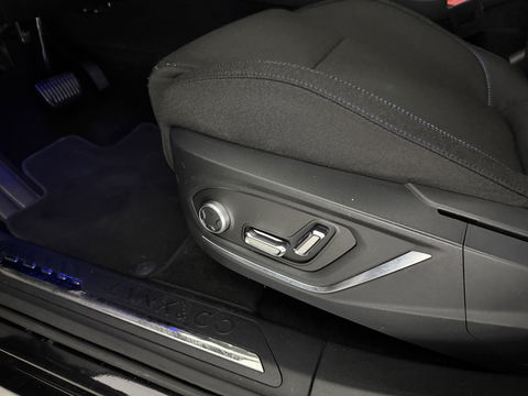 Lynk Co 01 1.5 Black Pack | SOH 95% | Adap. Cruise | Pano | Memory | Sfeerverl. | 360° | Virtual | Carplay