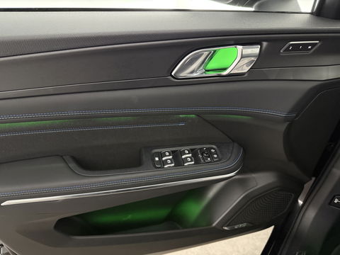 Lynk Co 01 1.5 Black Pack | SOH 95% | Adap. Cruise | Pano | Memory | Sfeerverl. | 360° | Virtual | Carplay