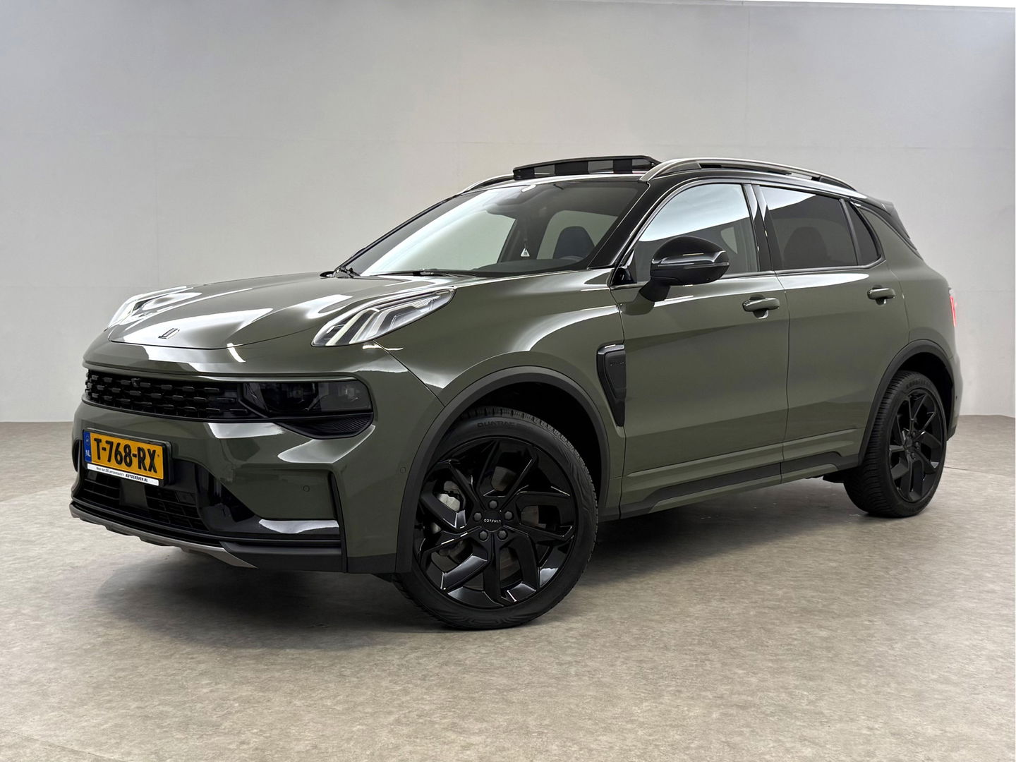 Lynk Co 01 1.5 Black Pack | SOH 95% | Adap. Cruise | Pano | Memory | Sfeerverl. | 360° | Virtual | Carplay