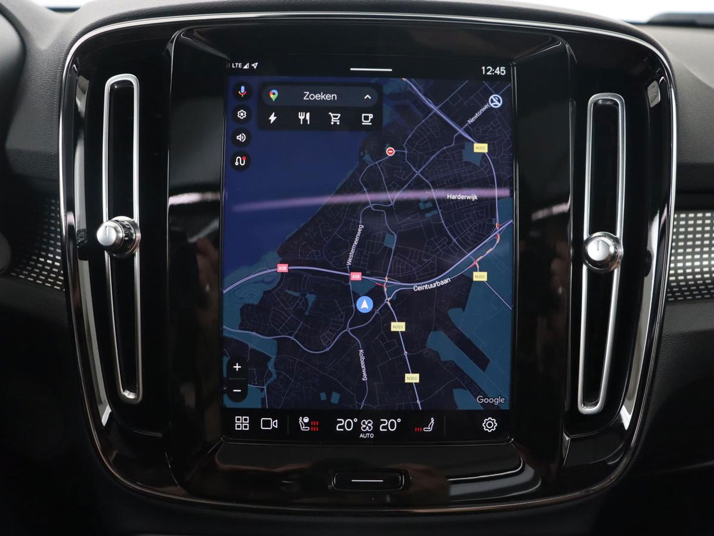 Volvo XC40 Recharge P8 AWD R Design | Panoramadak | Leder | 360 Camera | Stoelverwarming | Harman/Kardon | Memory | Carplay | Adaptive cruise | Keyless | Navigatie | Full LED