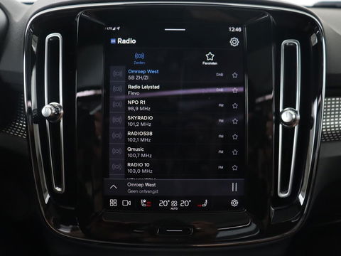 Volvo XC40 Recharge P8 AWD R Design | Panoramadak | Leder | 360 Camera | Stoelverwarming | Harman/Kardon | Memory | Carplay | Adaptive cruise | Keyless | Navigatie | Full LED