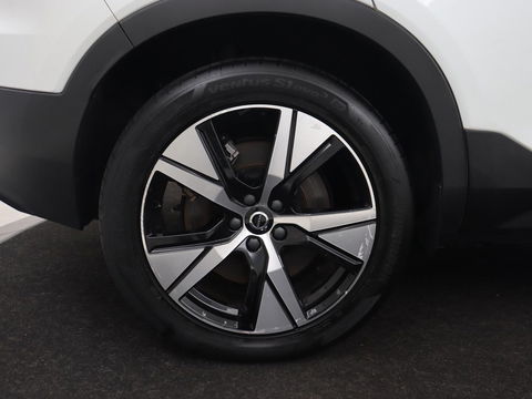 Volvo XC40 Recharge P8 AWD R Design | Panoramadak | Leder | 360 Camera | Stoelverwarming | Harman/Kardon | Memory | Carplay | Adaptive cruise | Keyless | Navigatie | Full LED