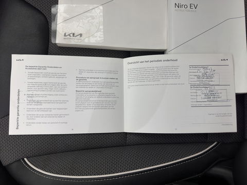 Kia e-Niro DynamicPlusLine 64 kWh (INCL-BTW) | 1/2 LEATHER | FULL-LED | SUNFOOF | NAVI-FULLMAP | KEYLESS | DIGI-COCKPIT | PRIVACY-GLASS | 17"ALU*