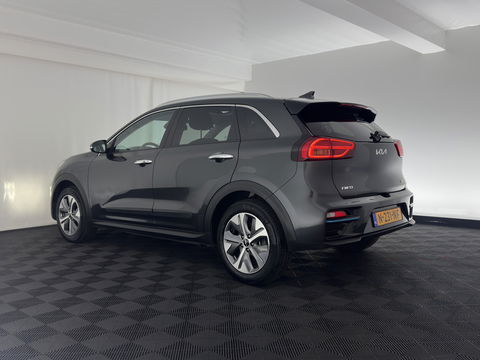 Kia e-Niro DynamicPlusLine 64 kWh (INCL-BTW) | 1/2 LEATHER | FULL-LED | SUNFOOF | NAVI-FULLMAP | KEYLESS | DIGI-COCKPIT | PRIVACY-GLASS | 17"ALU*
