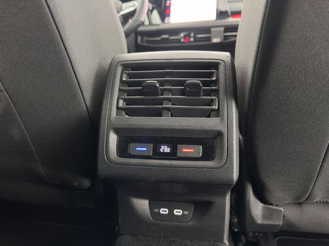 Volkswagen Golf 1.4 eHybrid GTE (INCL-BTW) *PANO | NAVI | CRUISE | VIRTUAL | 18 INCH ALU*