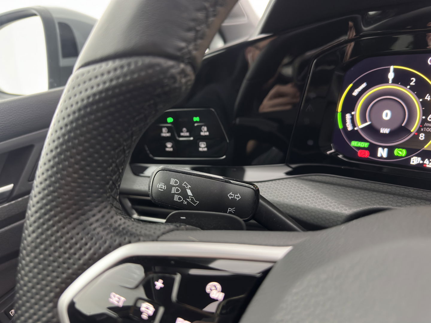 Volkswagen Golf 1.4 eHybrid GTE (INCL-BTW) *PANO | NAVI | CRUISE | VIRTUAL | 18 INCH ALU*