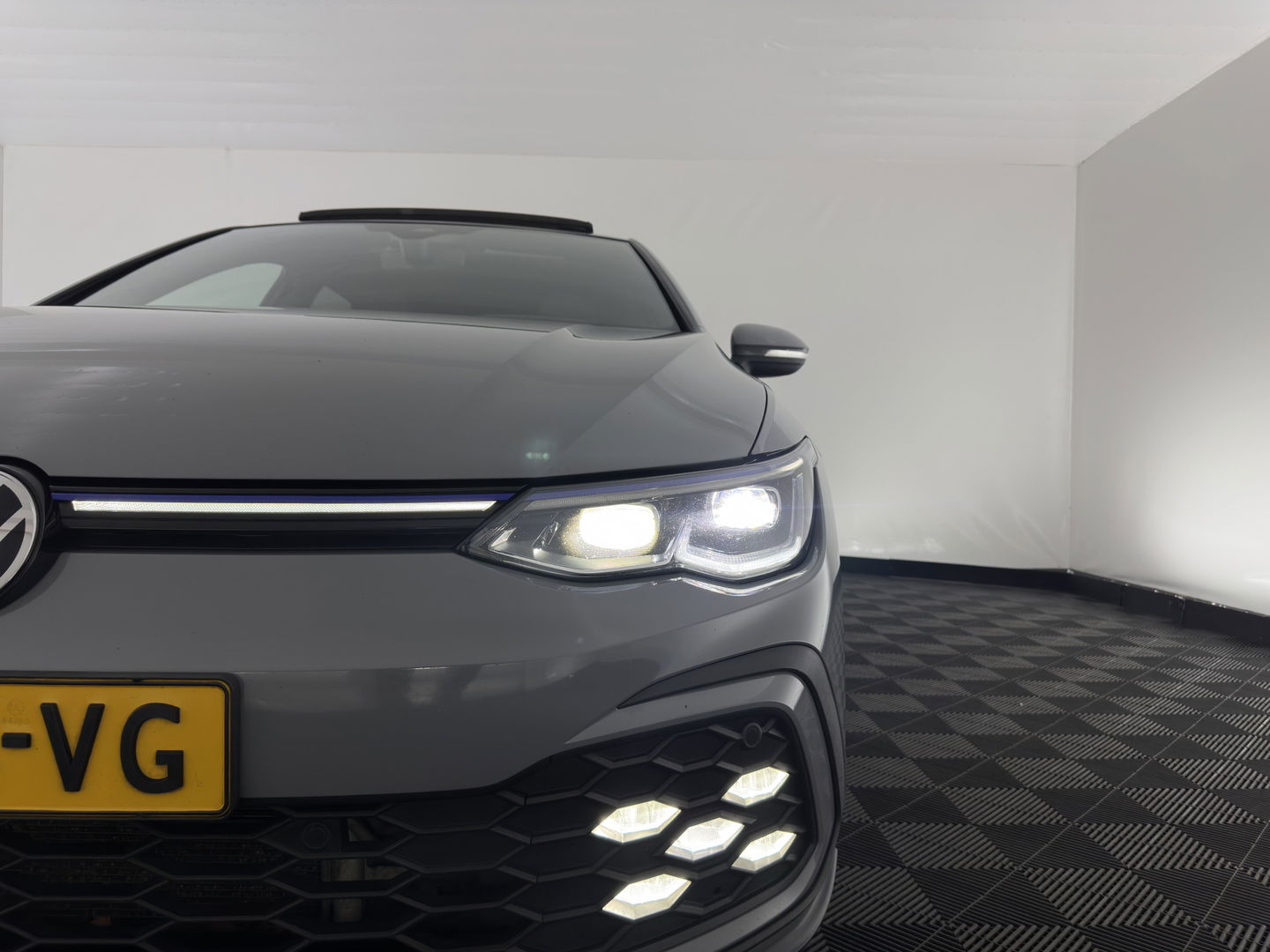 Volkswagen Golf 1.4 eHybrid GTE (INCL-BTW) *PANO | NAVI | CRUISE | VIRTUAL | 18 INCH ALU*