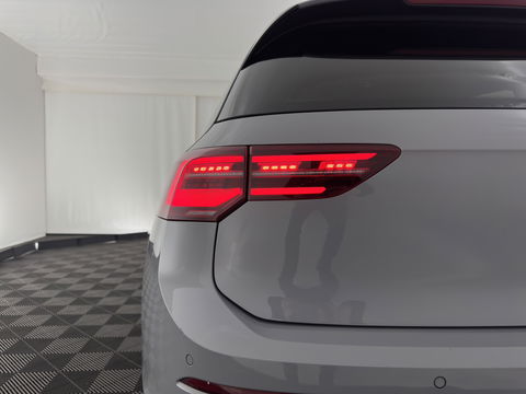 Volkswagen Golf 1.4 eHybrid GTE (INCL-BTW) *PANO | NAVI | CRUISE | VIRTUAL | 18 INCH ALU*
