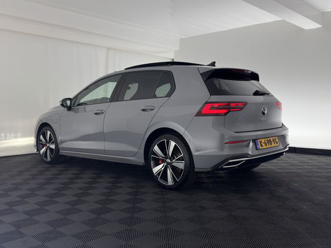 Volkswagen Golf 1.4 eHybrid GTE (INCL-BTW) *PANO | NAVI | CRUISE | VIRTUAL | 18 INCH ALU*