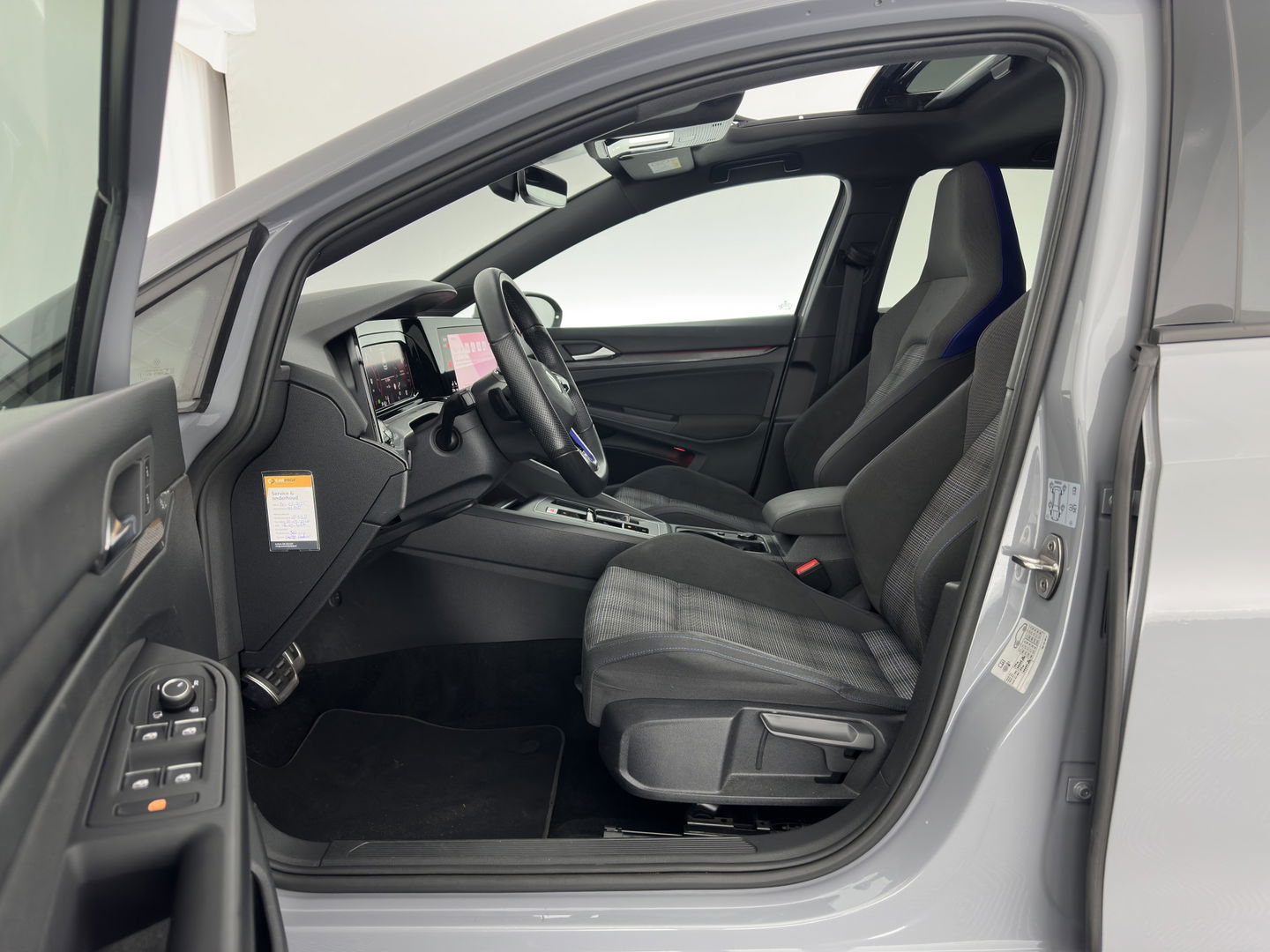 Volkswagen Golf 1.4 eHybrid GTE (INCL-BTW) *PANO | NAVI | CRUISE | VIRTUAL | 18 INCH ALU*