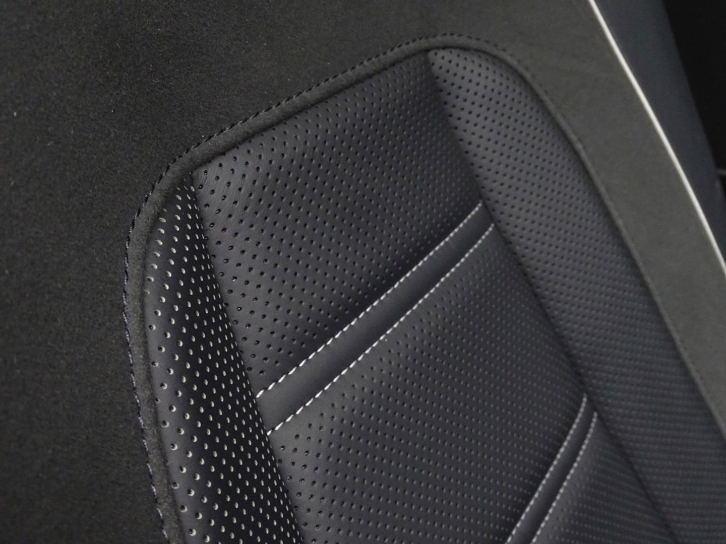 Mercedes-Benz E-Klasse Estate E63s AMG V8 613PK 4-Matic / Carbon / Pano / 360 / Head-Up