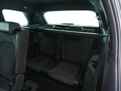 Škoda Kodiaq 1.5TSI Sportline ( 7-Pers.) Aut* LEATHER-MICROFIBRE | MEMORY-PACK | FULL-LED | ADAPTIVE-CRUISE | CAMERA | DAB+ | AMBIENT-LIGHT | KEYLESS | CARPLAY | HEATED-SPORTSEATS | DAB | SHIFT-PADDLES | 20 "ALU*