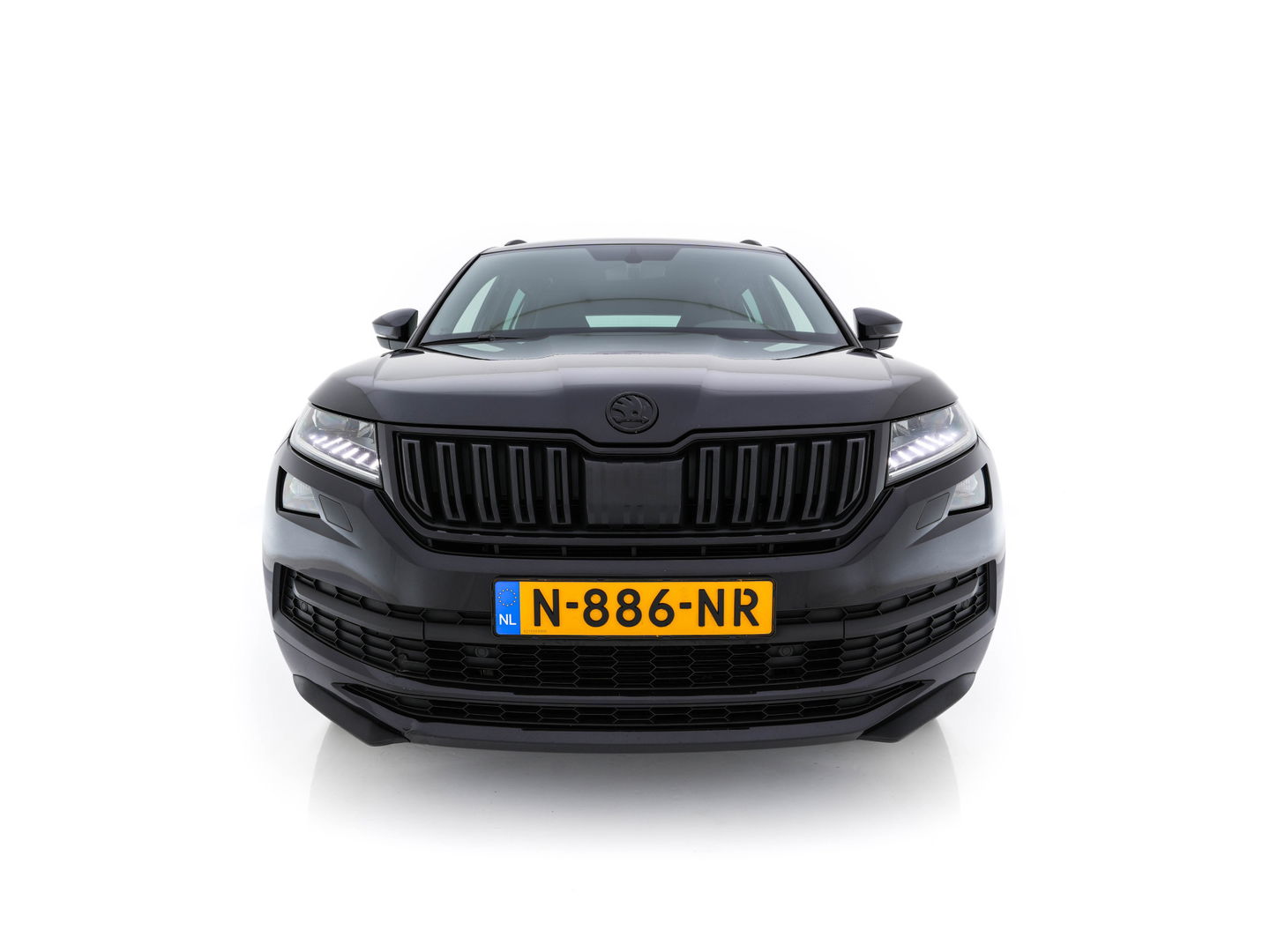 Škoda Kodiaq 1.5TSI Sportline ( 7-Pers.) Aut* LEATHER-MICROFIBRE | MEMORY-PACK | FULL-LED | ADAPTIVE-CRUISE | CAMERA | DAB+ | AMBIENT-LIGHT | KEYLESS | CARPLAY | HEATED-SPORTSEATS | DAB | SHIFT-PADDLES | 20 "ALU*