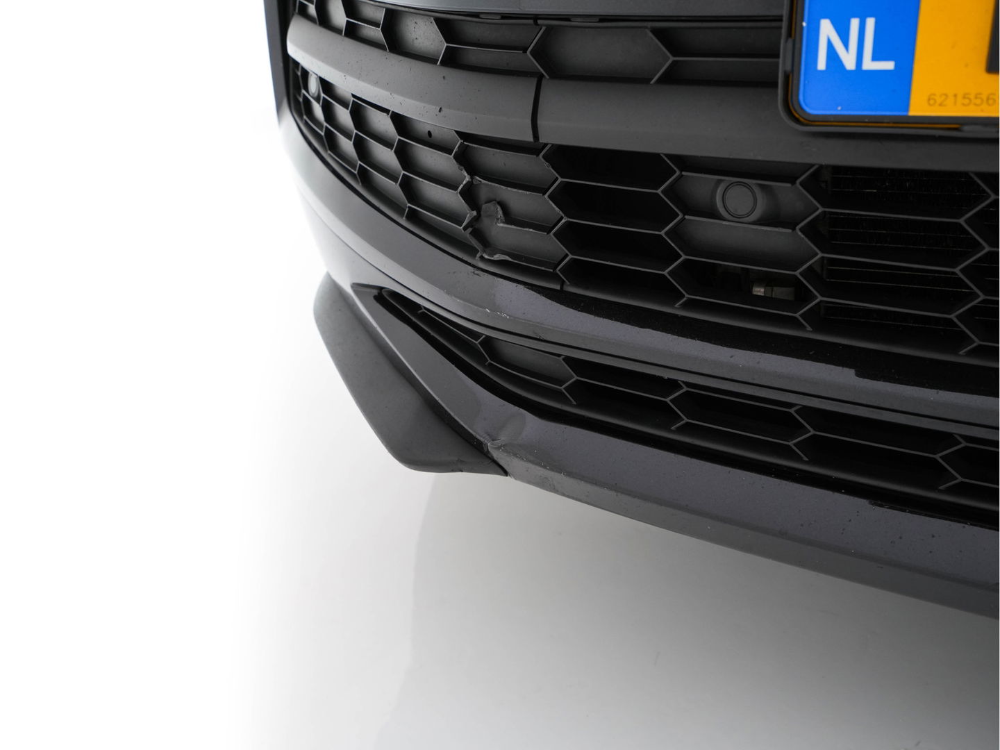 Škoda Kodiaq 1.5TSI Sportline ( 7-Pers.) Aut* LEATHER-MICROFIBRE | MEMORY-PACK | FULL-LED | ADAPTIVE-CRUISE | CAMERA | DAB+ | AMBIENT-LIGHT | KEYLESS | CARPLAY | HEATED-SPORTSEATS | DAB | SHIFT-PADDLES | 20 "ALU*