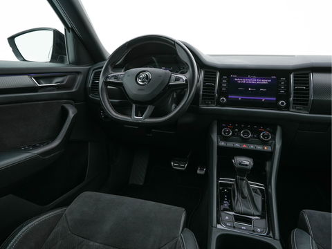 Škoda Kodiaq 1.5TSI Sportline ( 7-Pers.) Aut* LEATHER-MICROFIBRE | MEMORY-PACK | FULL-LED | ADAPTIVE-CRUISE | CAMERA | DAB+ | AMBIENT-LIGHT | KEYLESS | CARPLAY | HEATED-SPORTSEATS | DAB | SHIFT-PADDLES | 20 "ALU*