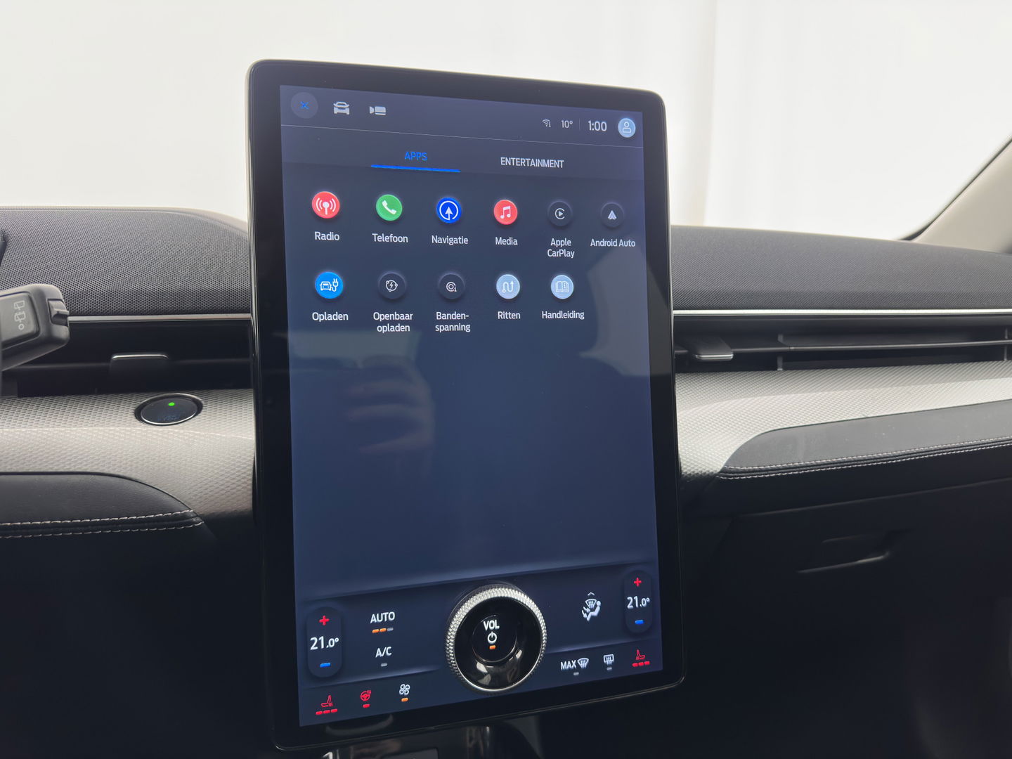 Ford Mustang Mach-E RWD 75 kWh (3-Fase) {SOH-93%} (INCL-BTW) Aut. *LUXURY-LEATHER | FULL-LED | DAB+ | DIGI-COCKPIT | KEYLESS | NAVI-FULLMAP | TOPVIEW | LANE-ASSIST | BLINDSPOT | CARPLAY | HEATED-COMFORTSEATS | PRIVACY-GLASS |TOWBAR | 18"ALU*