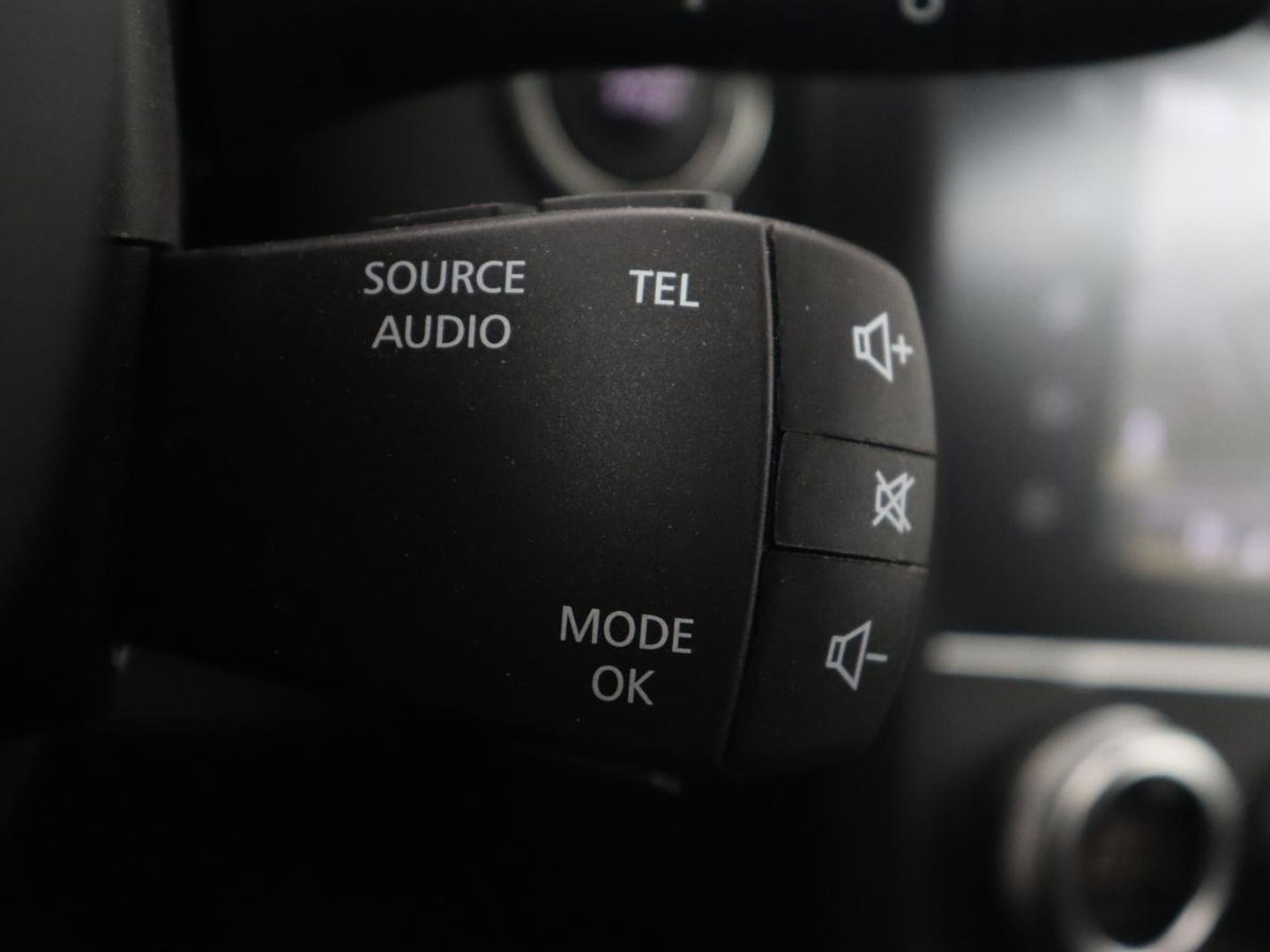 Renault Kadjar 1.3 TCe Limited | 60.800km NAP | Carplay | Navigatie | Climate control | Keyless | Parkeerhulp | Cruise control | DAB | Bluetooth