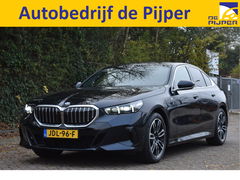 BMW 5 Serie 520i M-Sport Comfort pack 208 pk | Vol | Pano.dak | HUD | Harman/Kardon | Keyless | Memory stoelen | 360 gr.camera | Stoelverkoeling