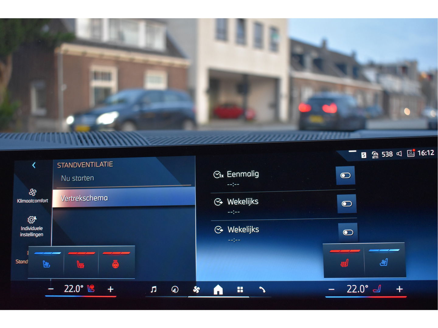 BMW 5 Serie 520i M-Sport Comfort pack 208 pk | Vol | Pano.dak | HUD | Harman/Kardon | Keyless | Memory stoelen | 360 gr.camera | Stoelverkoeling