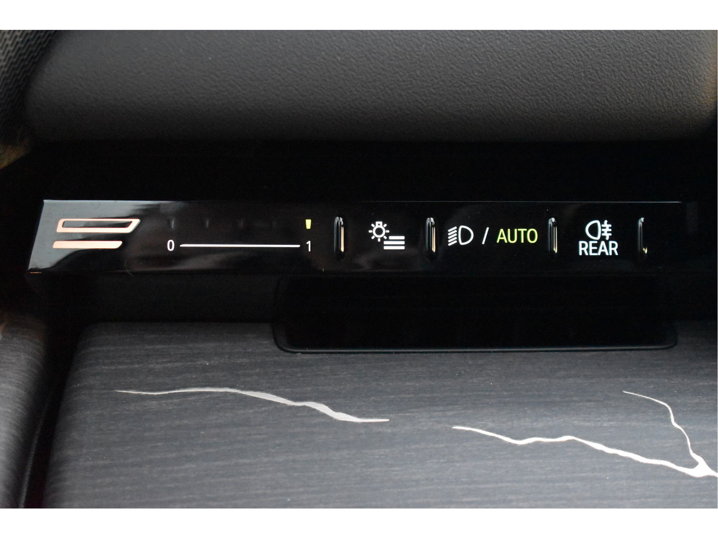 BMW 5 Serie 520i M-Sport Comfort pack 208 pk | Vol | Pano.dak | HUD | Harman/Kardon | Keyless | Memory stoelen | 360 gr.camera | Stoelverkoeling