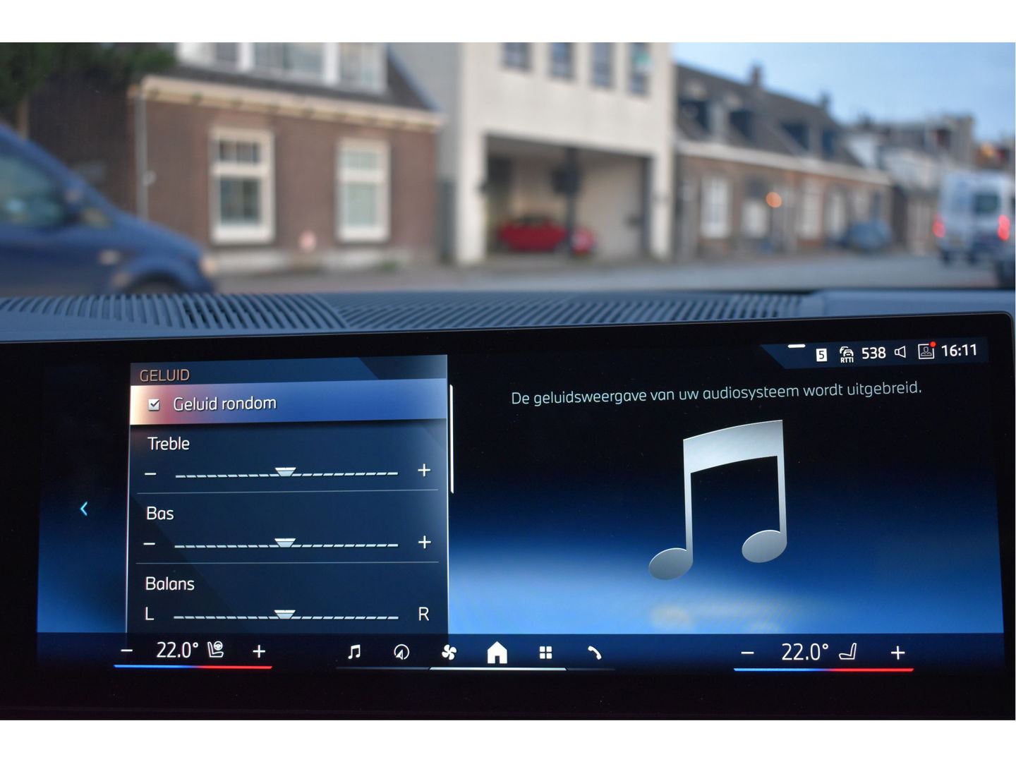 BMW 5 Serie 520i M-Sport Comfort pack 208 pk | Vol | Pano.dak | HUD | Harman/Kardon | Keyless | Memory stoelen | 360 gr.camera | Stoelverkoeling