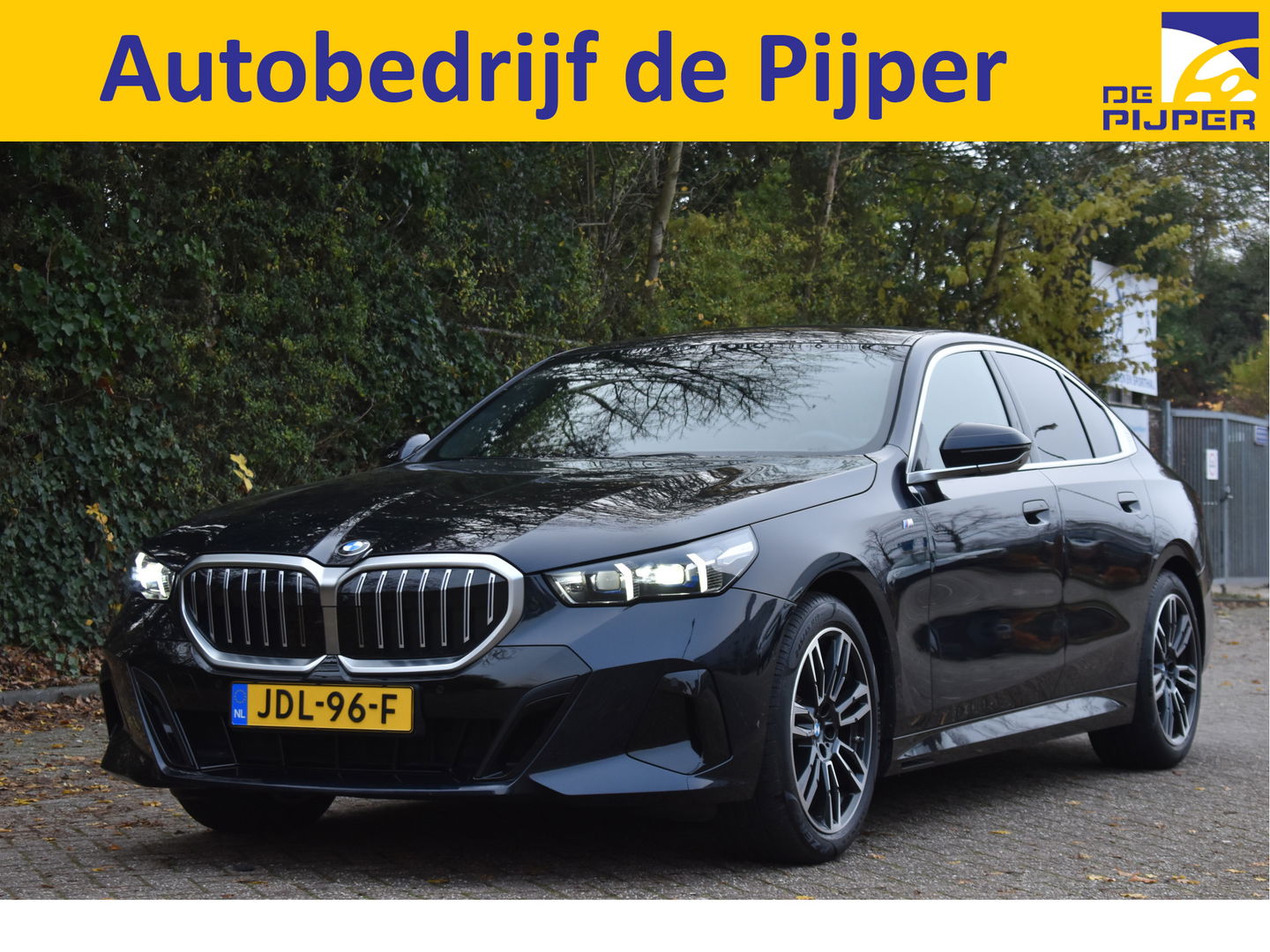 BMW 5 Serie 520i M-Sport Comfort pack 208 pk | Vol | Pano.dak | HUD | Harman/Kardon | Keyless | Memory stoelen | 360 gr.camera | Stoelverkoeling