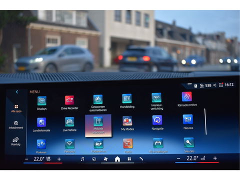 BMW 5 Serie 520i M-Sport Comfort pack 208 pk | Vol | Pano.dak | HUD | Harman/Kardon | Keyless | Memory stoelen | 360 gr.camera | Stoelverkoeling